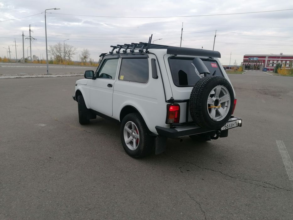 Продам крепление запаски