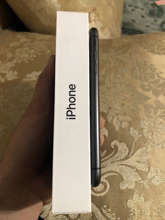Продам айфон 11 iphone 11