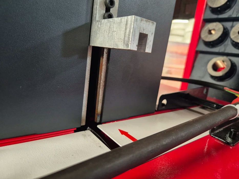 Отрезной станок для РВД  QG-51