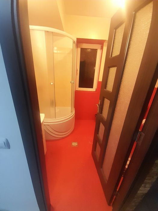 Închiriez apartament 2 camere
