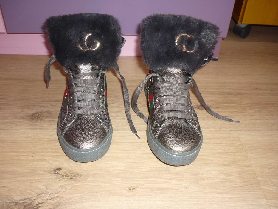 Дамски маратонки