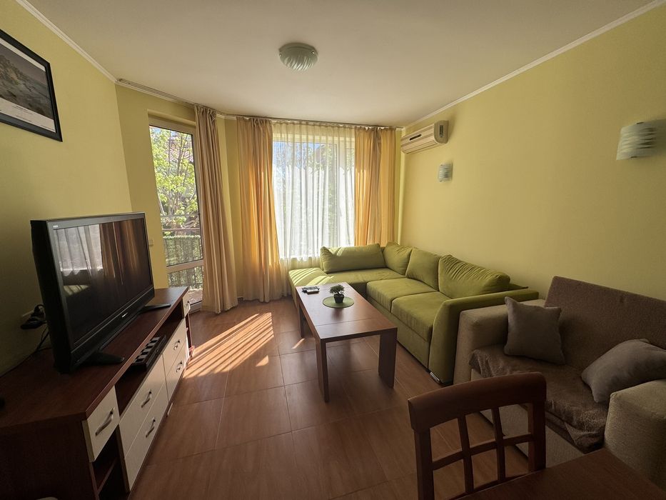 Апартамент в комплекс до плажа Свети Влас. Ранни записвания