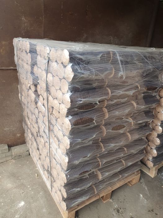 Brichete de rumeguș de fag livrate la domiciliu