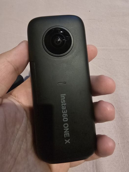 Екшън камера Insta360 ONE X