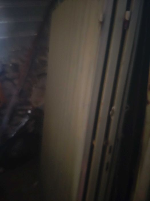 два броя гаражни врати за два гаража