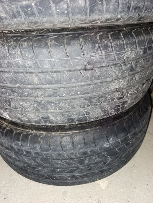 195/55/R15 longlon balon sotiladi.