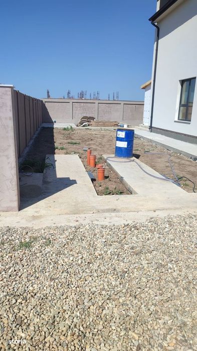 Casă nouă, 4 camere, zonă liniștită