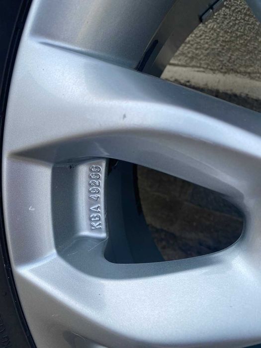 Гуми с джанти 205/60R16 за Mazda 6