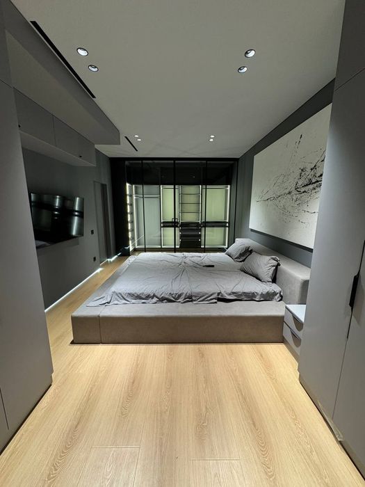 НОВОСТРОЙКА премиум класса 2/8/12 С дорогим ремонтом и обстановкой