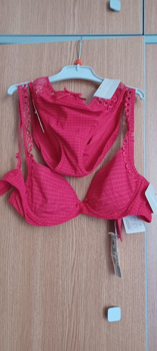 НОВ комплект бельо