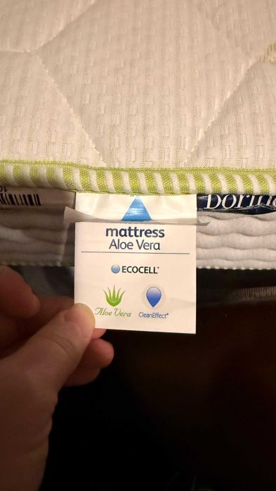 Pat din pal cu somieră şi saltea incluse