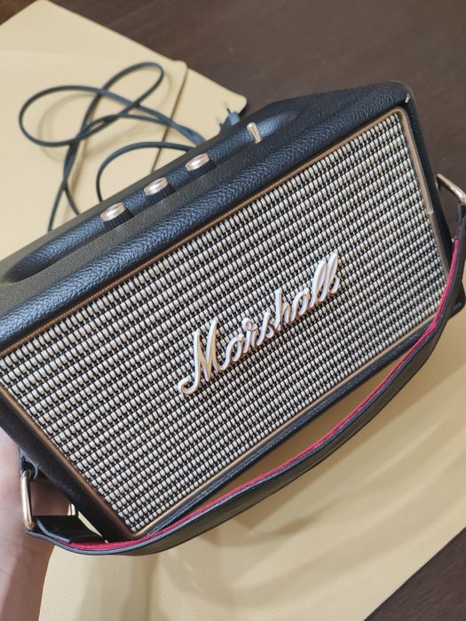 Boxa Marshall Neagră