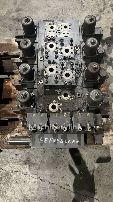 Distribuitor hidraulic Distribuitor Sennebogen pentru excavator