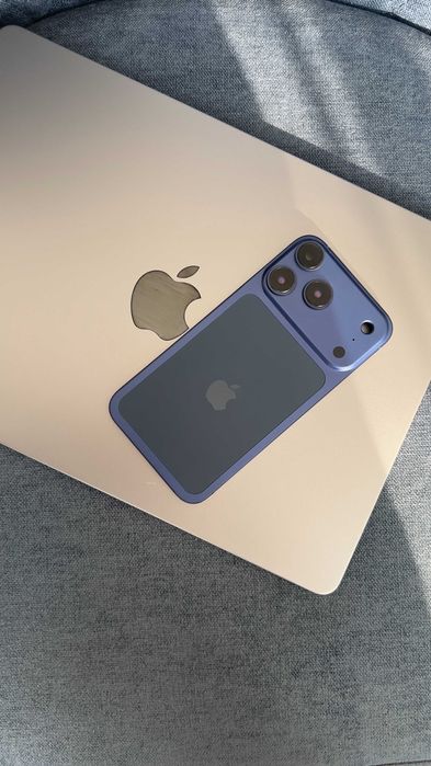 iPhone XR uchun 17 Pro KORPUS