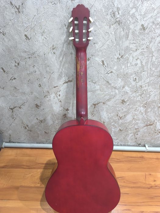 Гитара классическая и акустическая