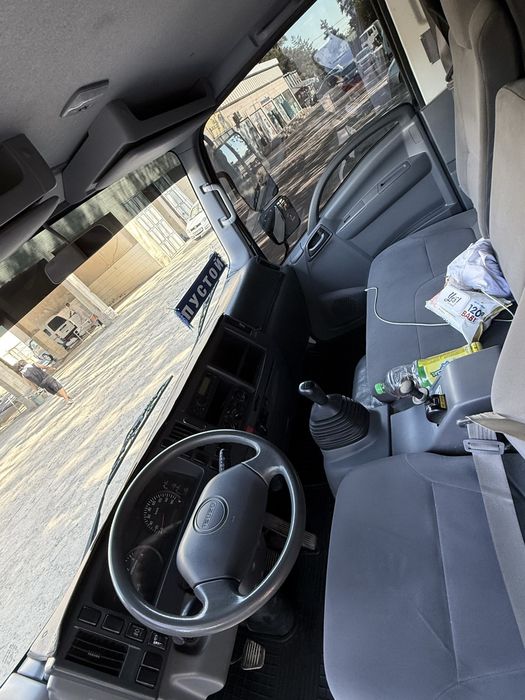 Isuzu  NQR 90L K