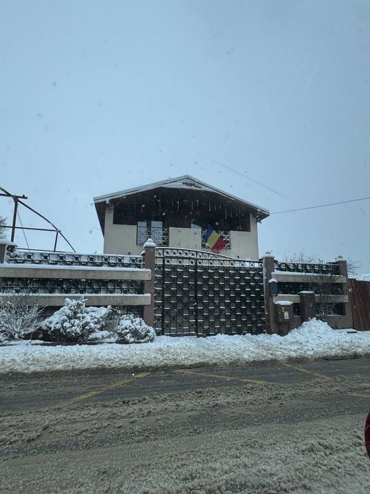 Vand casa -km5, P+M cu garaj auto