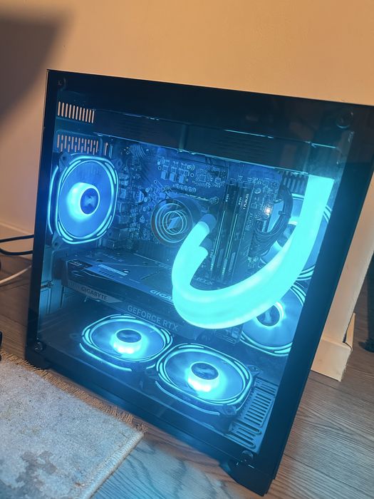 Vand/Schimb Pc gaming I5 - 14600KF 5060TI