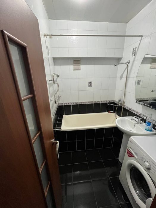 Паркенский 2/7/9 Отдельный вход