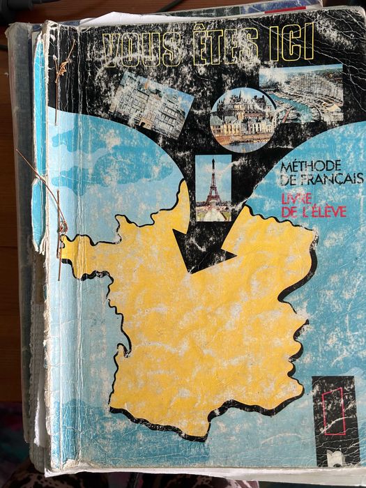 3 учебника по френски език - Vous êtes ici vol.1, 2 + Français