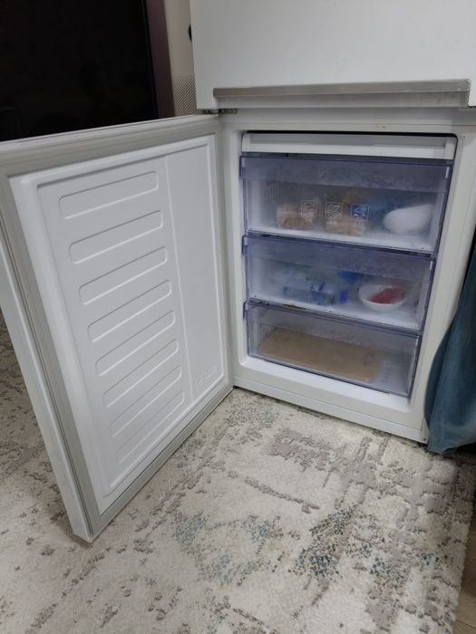 Свой холодильник Beko. Не охлаждает верхняя камера