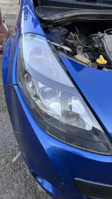 Detailing  faruri/stopuri auto