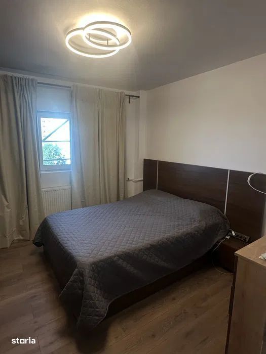 Apartament renovat complet // utilat // vedere panoramica