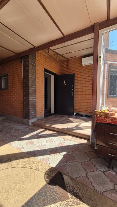 Продам или обмен 4 - ком дом.