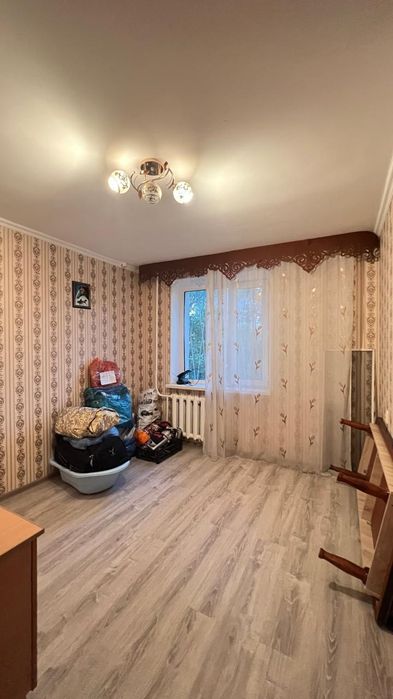 Бір бөлме үи сатылады