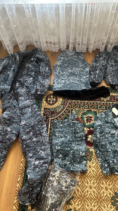 полицейский военная форма