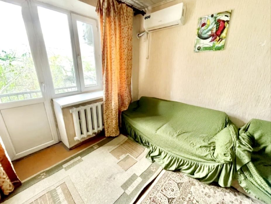 продам 3-х ком. 56в. центр 2-этаж