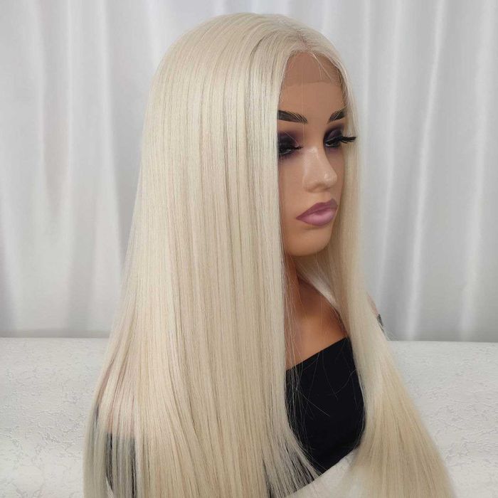 Парик блонд без челки в проборе сеточка