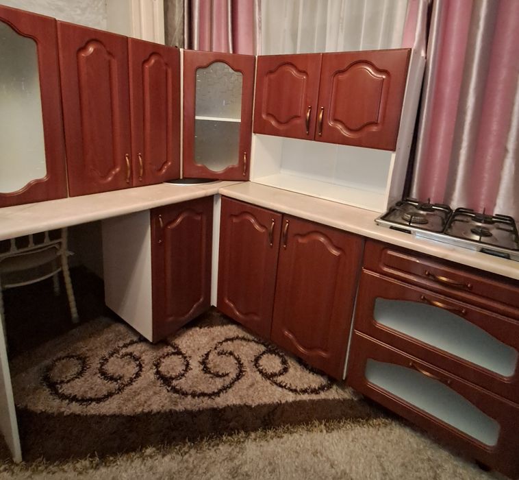 Кухонный гарнитур бу продам