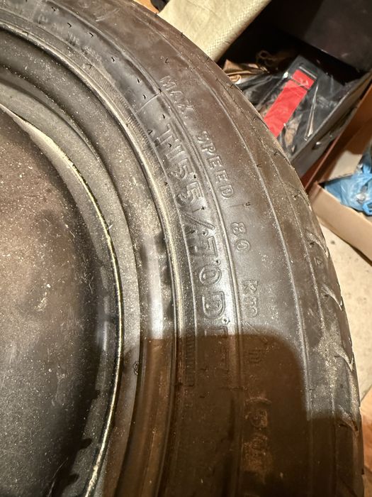 Продам запаску на камри