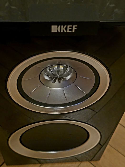 Boxe raft KEF R300