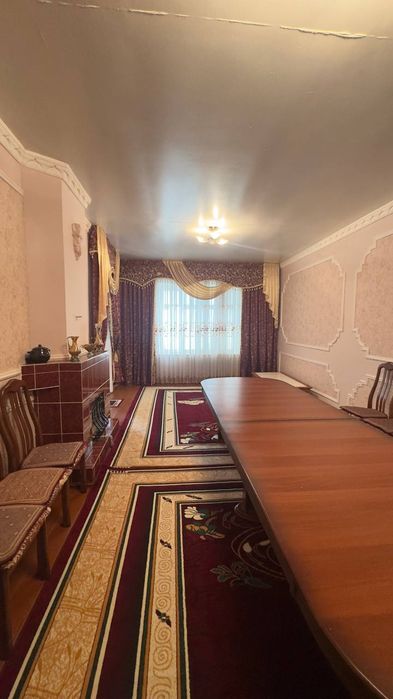 Samarqnd vil. Payariq tum. Chelak sh. Uy sotiladi katta hovli