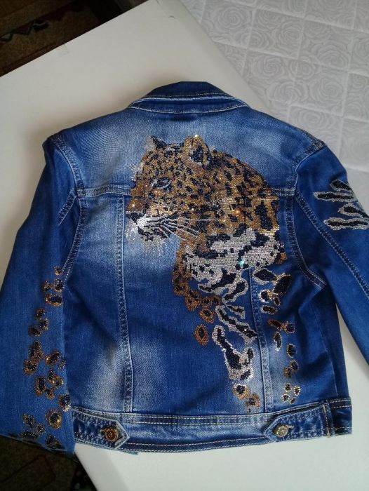 Куртка джинсовая продается
