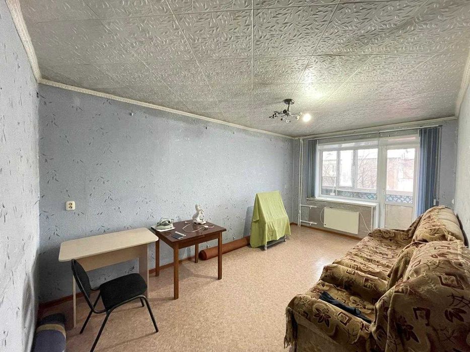 / Продам 3х ком, 2 этаж из 3, не угловая, Горняк 130