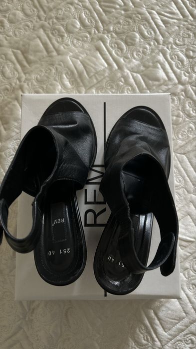 Обувь женская черная