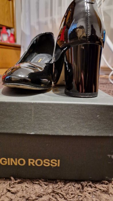 Pantofi negri marimea 36