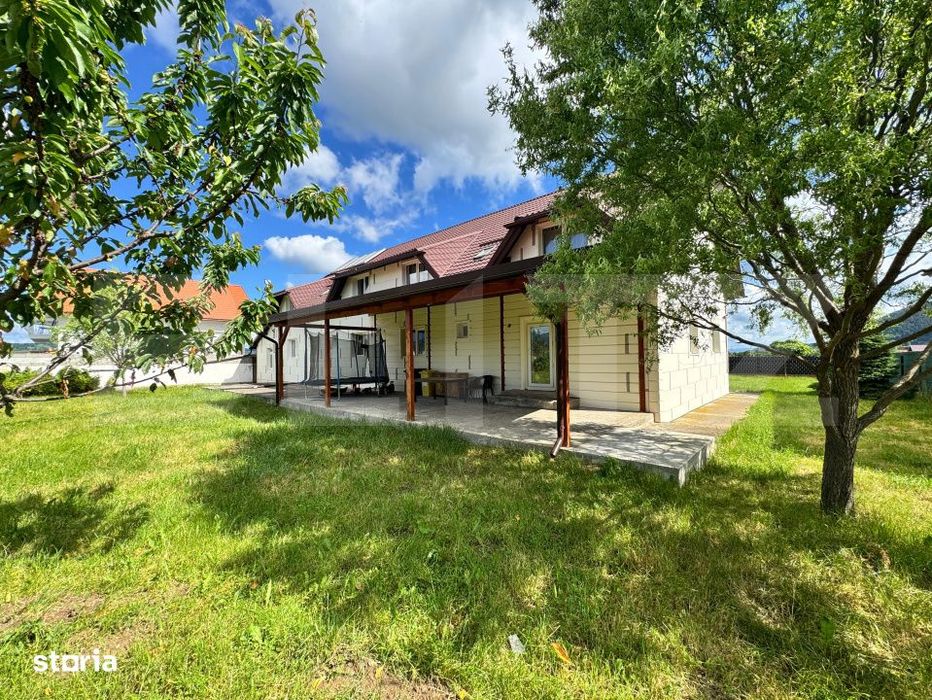 Vila cu potential turistic, 500 mp, la poalele muntilor Rasnov