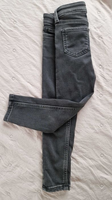 Еластични дънки H&M за момиче черни 3-4 години