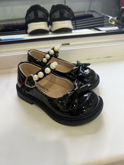 Продам туфли детские