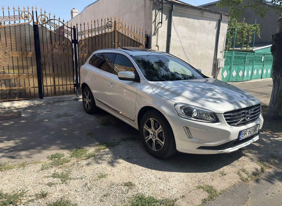 VOLVO XC60 2015 — imagine 2