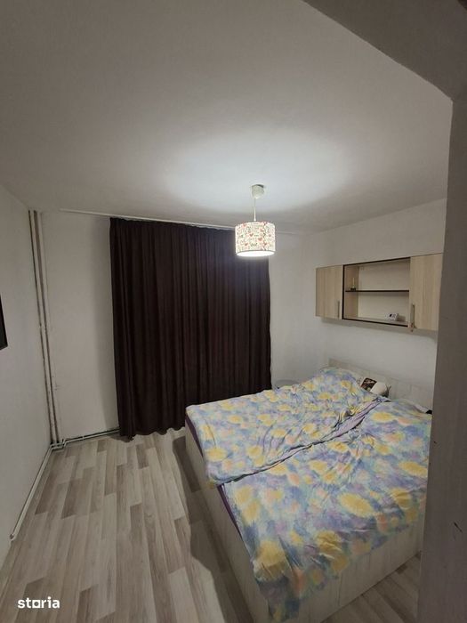 Apartament cu 3 camere Dambu, strada Ceahlau