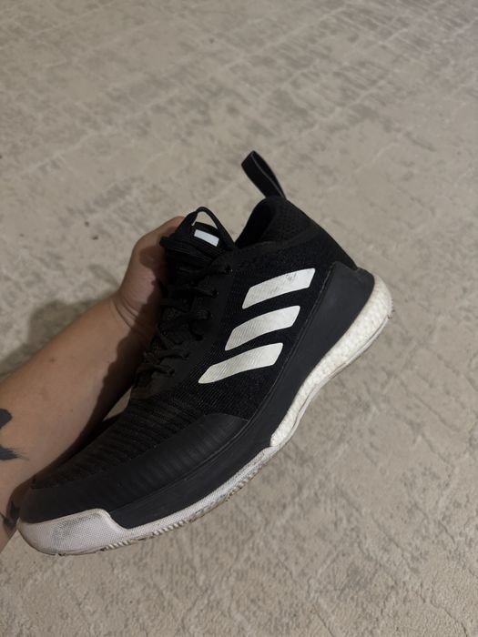 Кроссовки для волейбола adidas crazy flight