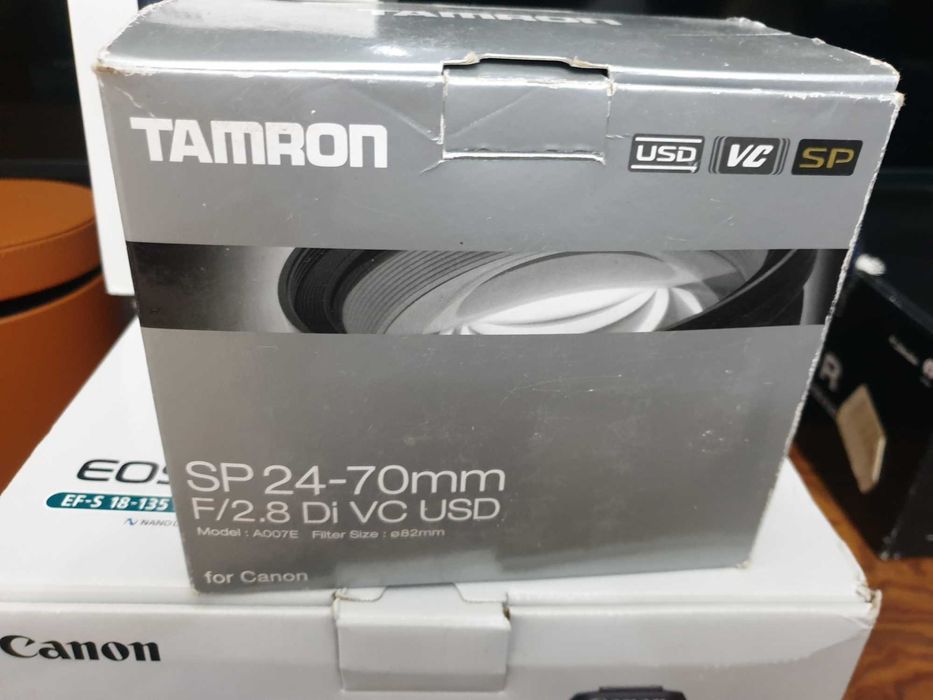 Кенон 7д марк2 в идеале .В упаковке