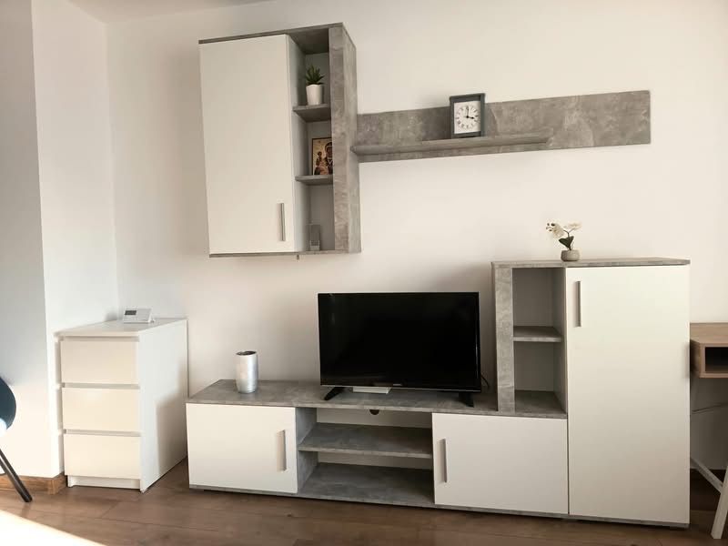 Garsonieră spațioasă de închiriat – Păcurari, str. Rediu (rond Profi)