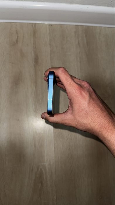 айфон 13 гарантиясы жок