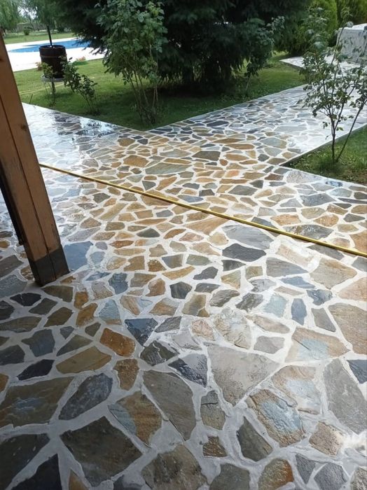 Piatră naturală de vânzare – PREȚ FOARTE BUN!